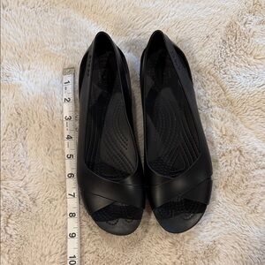 Ladies size 7 black crocs